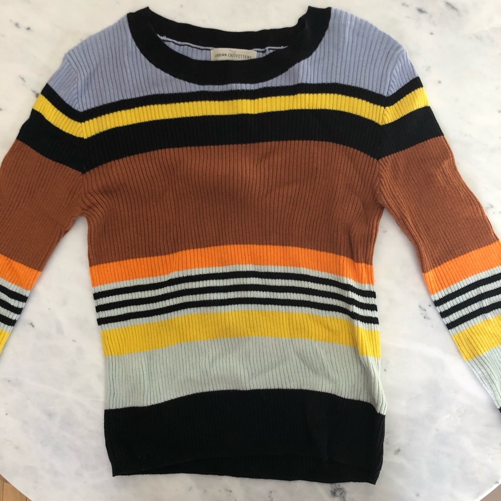 UO Crewneck Pullover - Picture 4 of 5